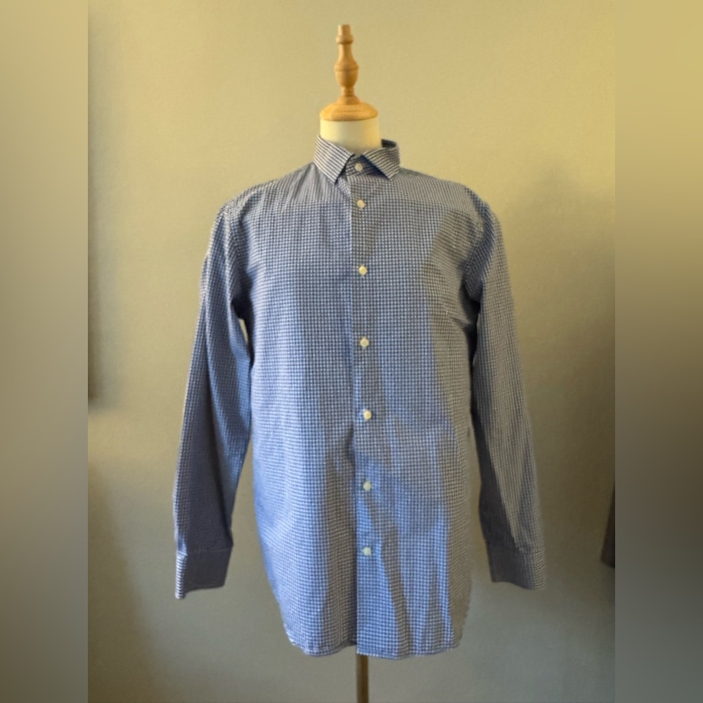 Banana Republic men’s button down dress shirt